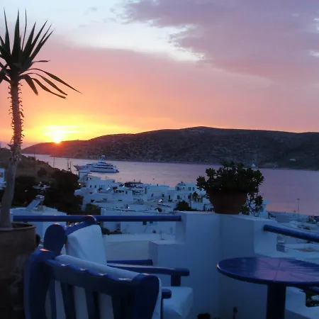 The Big Blue Lejlighedshotel Katápola