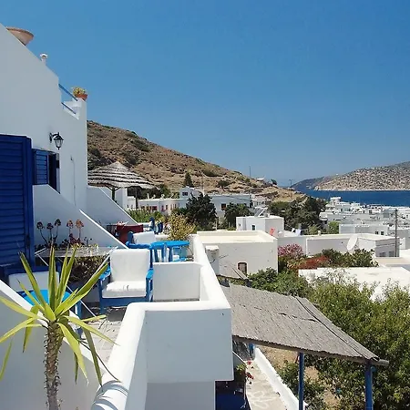 The Big Blue Lejlighedshotel Katápola